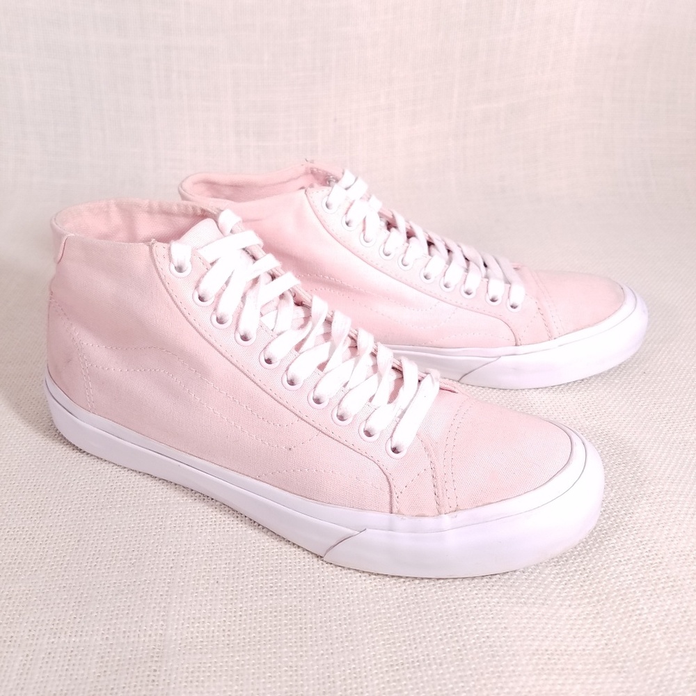 Van's Court Rose Quartz Hi Top Skate Shoes